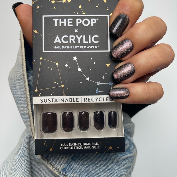 Red Aspen The Pop Acrylic Press-On Nails - Black Glitter - Picture 2 of 3